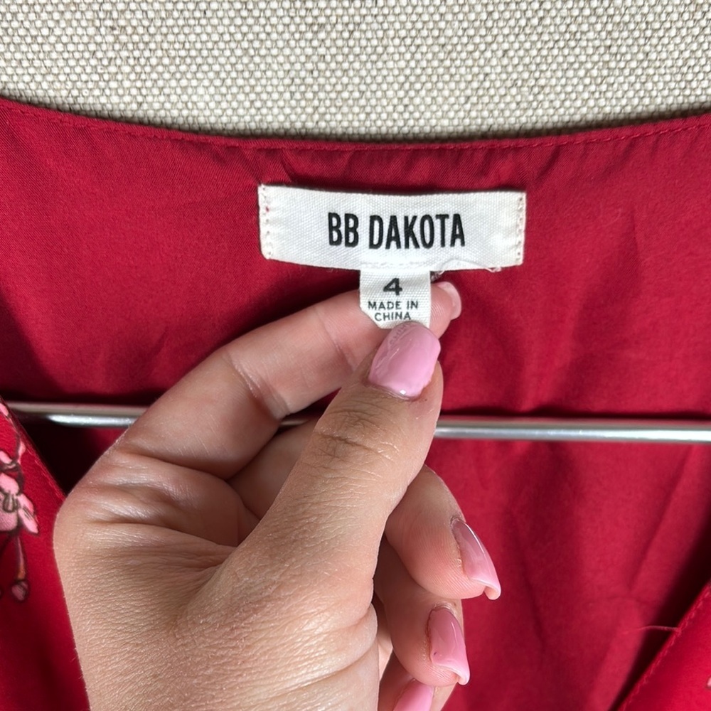 BB Dakota > Red Floral Wrap Dress 4 - Picture 2 of 10